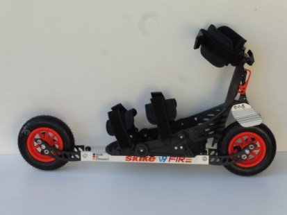 Skike V9 Fire cross skate/www.gowithjo.nl